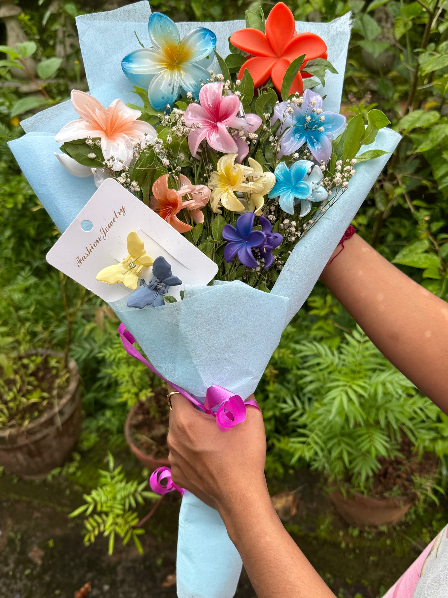 🌸 Customizable Colorful Artificial Flower Bouquet with Hair Clips – Gift & Decor Combo